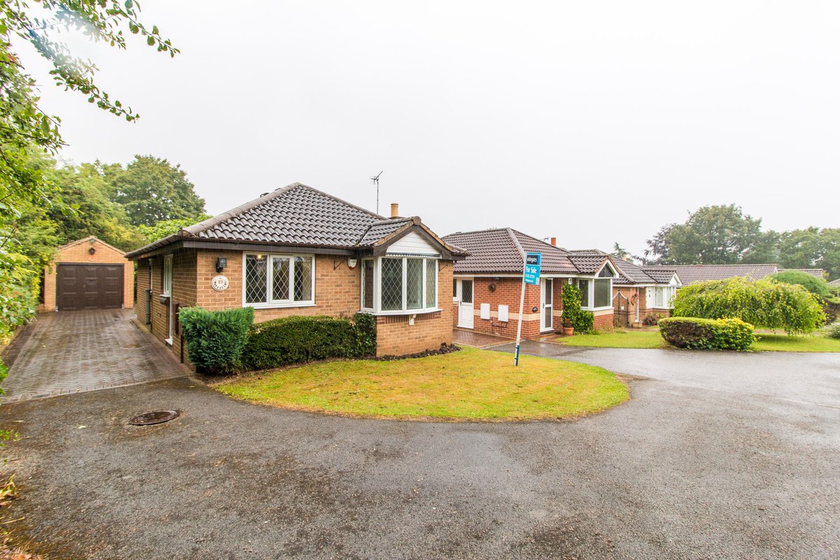 WhitegatesDon's tweet photo. NEW PROPERTY AVAILABLE FOR SALE IN SCAWTHORPE-£155,000
CALL 01302 327 291 TO VIEW THIS 2 BED BUNGALOW #property #doncasterisgreat #doncaster https://t.co/c2uakatbVf