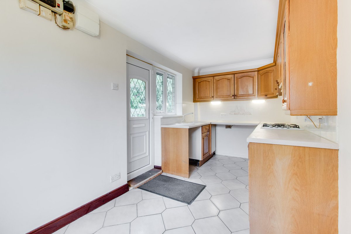 WhitegatesDon's tweet photo. NEW PROPERTY AVAILABLE FOR SALE IN SCAWTHORPE-£155,000
CALL 01302 327 291 TO VIEW THIS 2 BED BUNGALOW #property #doncasterisgreat #doncaster https://t.co/c2uakatbVf