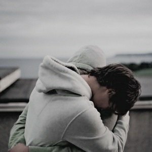 wesleygdrsh's tweet photo. 《Two hearts in one home
It's hard when we argue
We're both stubborn
I know but, oh
[...]
Wherever I go, you bring me home》 https://t.co/9dVs4mNgNN
