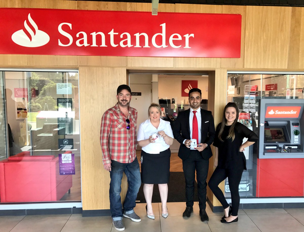 HitsSWalesNews's tweet photo. #DropYourBoss tour
Saturday we'll be at @OakwoodThemePk dropping @santanderuk Steph from Vertigo!
Well done Steph 🏆
Leigh&Claire https://t.co/btVzq2hQq4