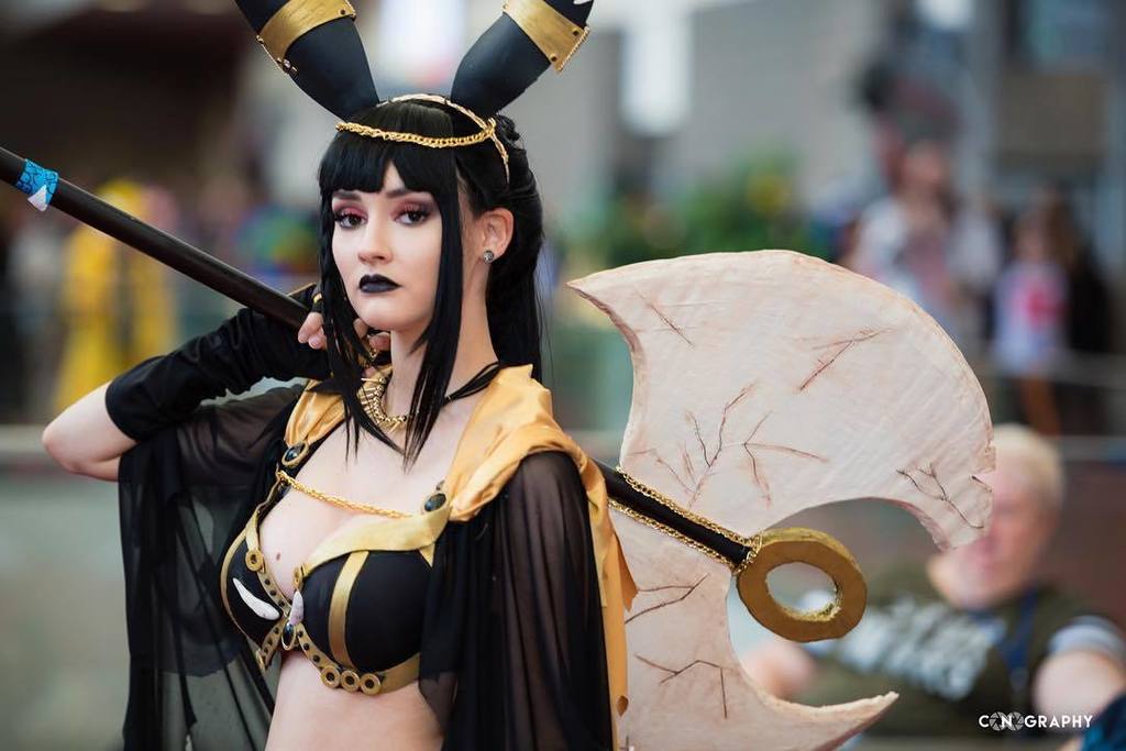 conography's tweet photo. #nintendo #pokemon #umbreon #cosplay at @momocon #cosplayphotographer #eventphotographer #conography #momocon #vid… https://t.co/tni1NZcZ23 https://t.co/kl3Pt8xaLx