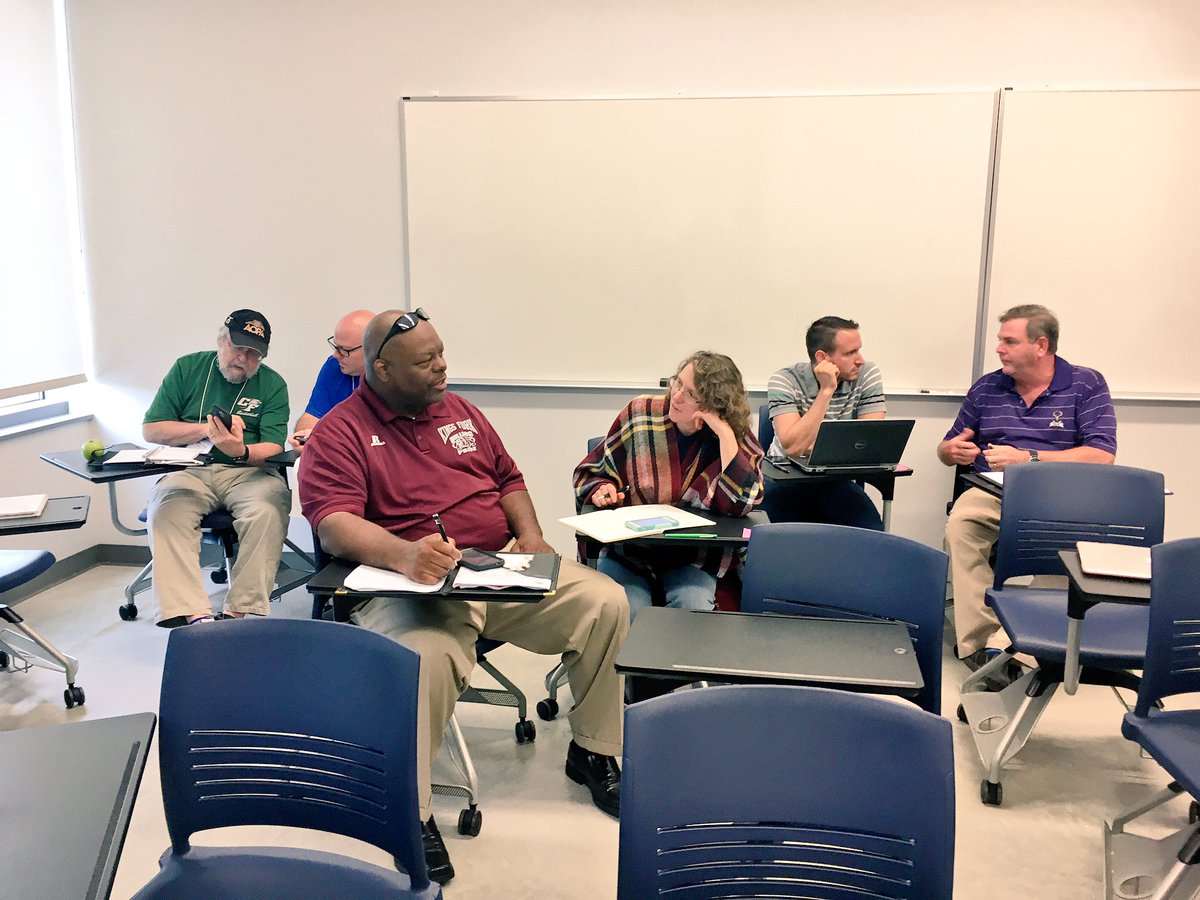 JorgeDoesPBL's tweet photo. Technology &amp; Engineering Educators @ #VTEEA17 Conference Sharpen Critical Thinking Skills @VA_TechEd @WLHSTechEd @jatolley26 #JorgeDoesPBL https://t.co/c97QQTZh69