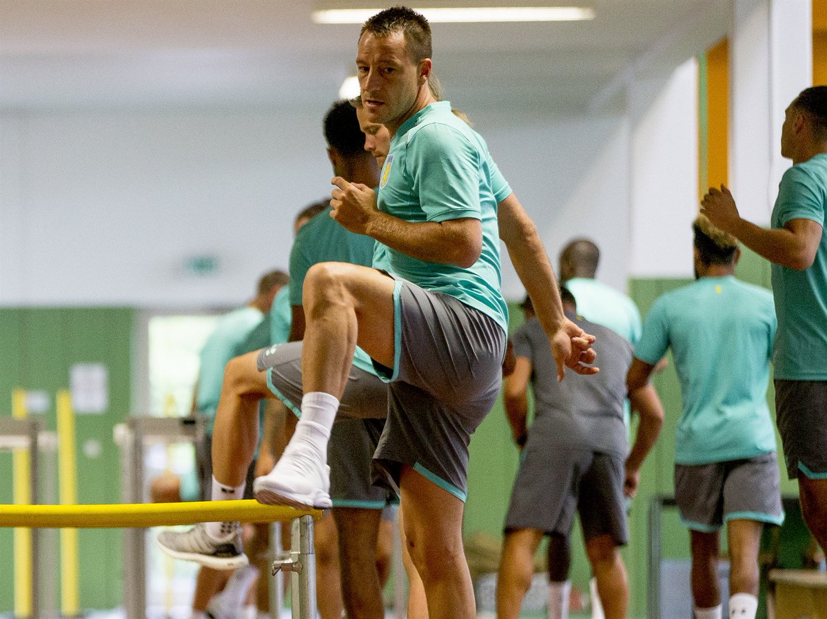 Never anything but 100% from the skipper...

💪👏🏆

#PartOfThePride #AVFC