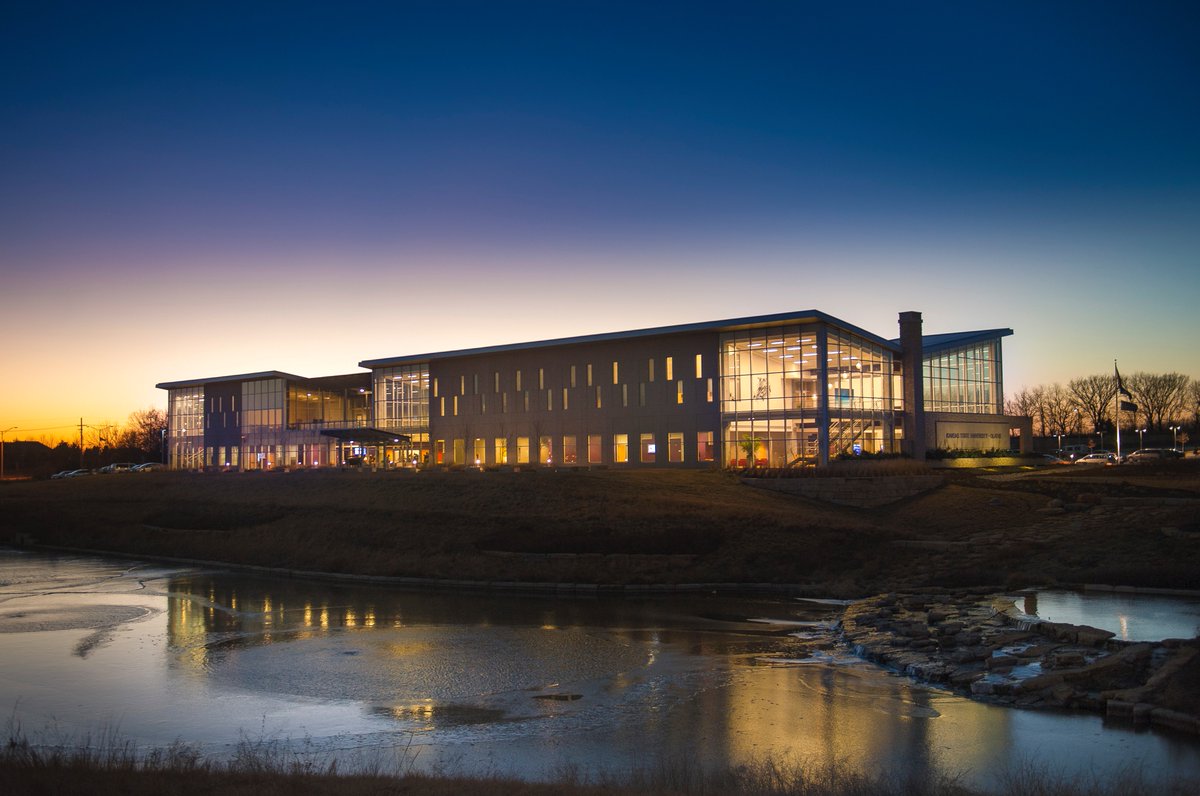 KStateOlathe's tweet photo. Interested in joining the K-State Olathe team? See our current job opportunities at https://t.co/q7WVJYqwc2. #ExpandingPotential https://t.co/IMFQ68Jv2E