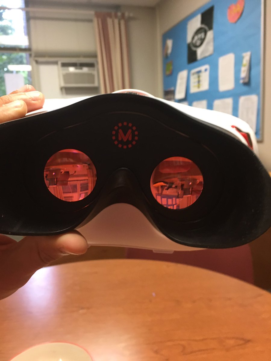 MTPSPrincipal's tweet photo. Hey #RPFamily - Get ready for some #GoogleExpeditions #VirtualReality Field Trips this year! #MTPSPride https://t.co/wIUXffO1FW