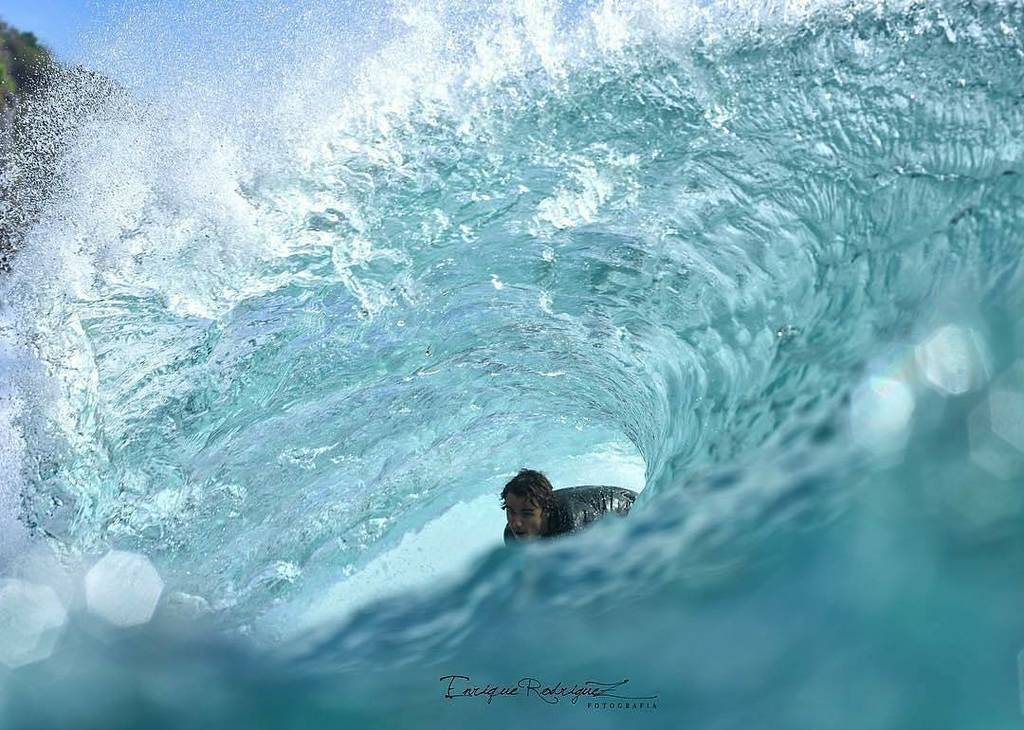 surfotographers's tweet photo. Photo 📷 from @enriquerodriguez_1 - Always barrells 🔝 #bali #indonesia #indodreams #padangpadang #balibagus #perf… https://t.co/5psAfK41Km https://t.co/v1gehxG4QQ
