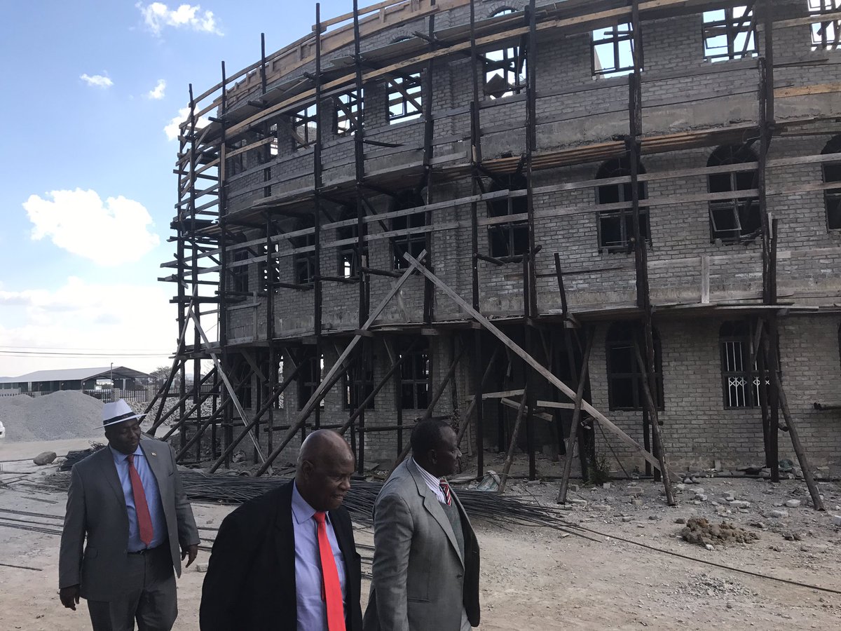 Saviour Kasukuwere tweet media