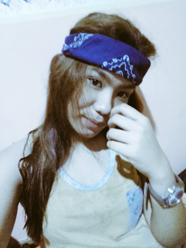 alexisrnicoole's tweet photo. Albularyo ng buhay mo hahaha #whenboredomstrike https://t.co/eE7s8LmQCW