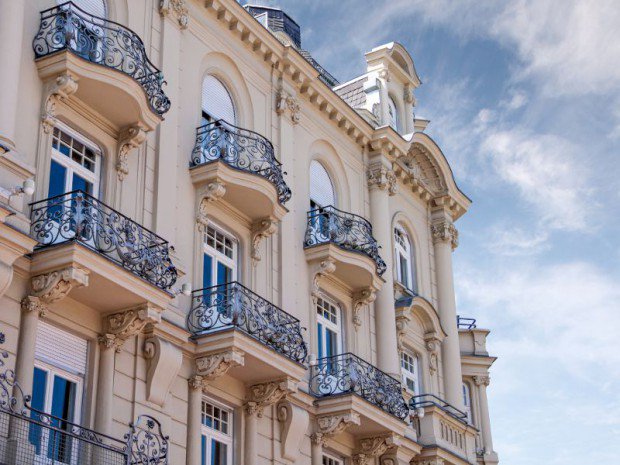 ArtisansDL's tweet photo. #Politique : suppression partielle de la taxe d'habitation ? Une volonté du nouveau gouvernement 🤓😯 https://t.co/DnEJsoknje https://t.co/t7INdKdB9a