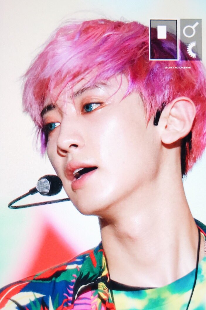chanyeolit's tweet photo. 170724 USF 찬열 / 아름다우 https://t.co/Wf3IkgTgPX