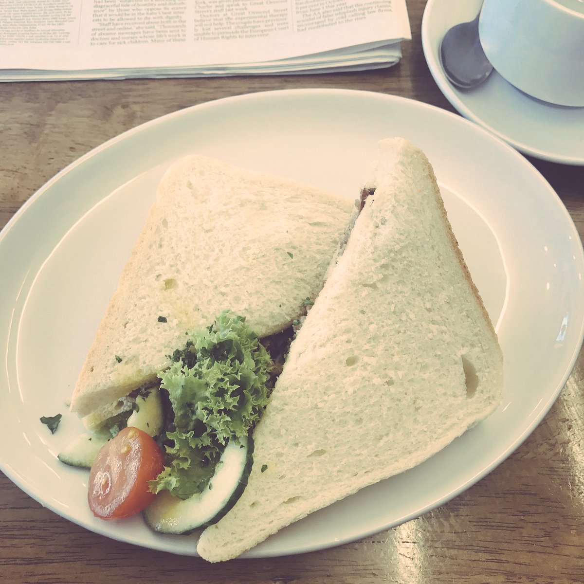Albiestar's tweet photo. Im not trying to be negative-really Im not-but a sausage sandwich doesnt need a lettuce garnish with spiralized cucumber #itjustdoesnt https://t.co/0JBKg1N7zK
