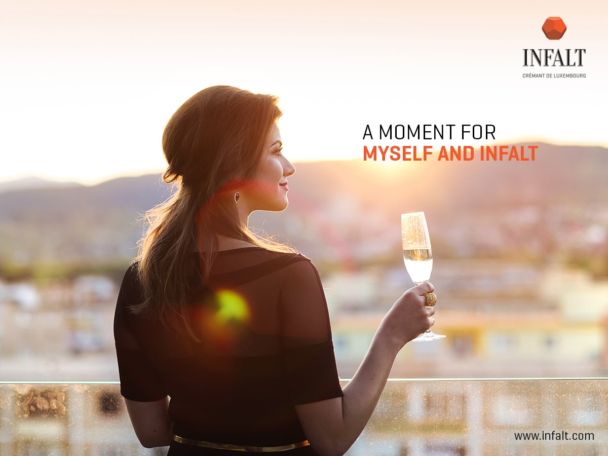 INFALT_'s tweet photo. 🍇🍾start your week the right way! 😍
#INFALT #DiamondBrut #sparklingwine #Crémant #enthusiast #youdeserveit
Übersetzung anzeigen https://t.co/uIU90JYVEg
