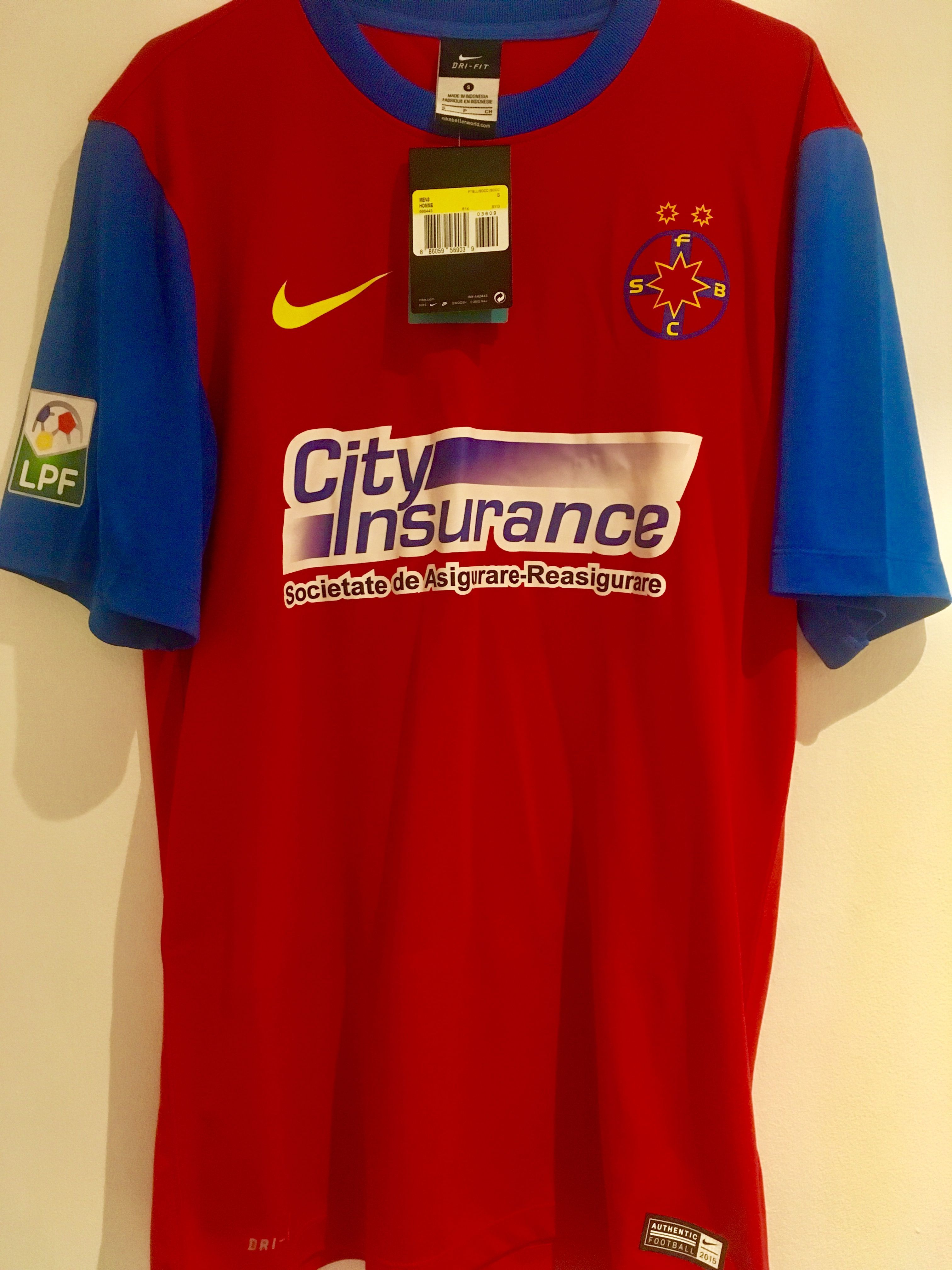Uživatel na Twitteru: „'The shirt is a classic #Nike template, with the traditional #FCSteaua red body and blue sleeves.' #FCSB #SteauaBucuresti BNWT £94.99 S https://t.co/o0x7dqYEuc“ / Twitter