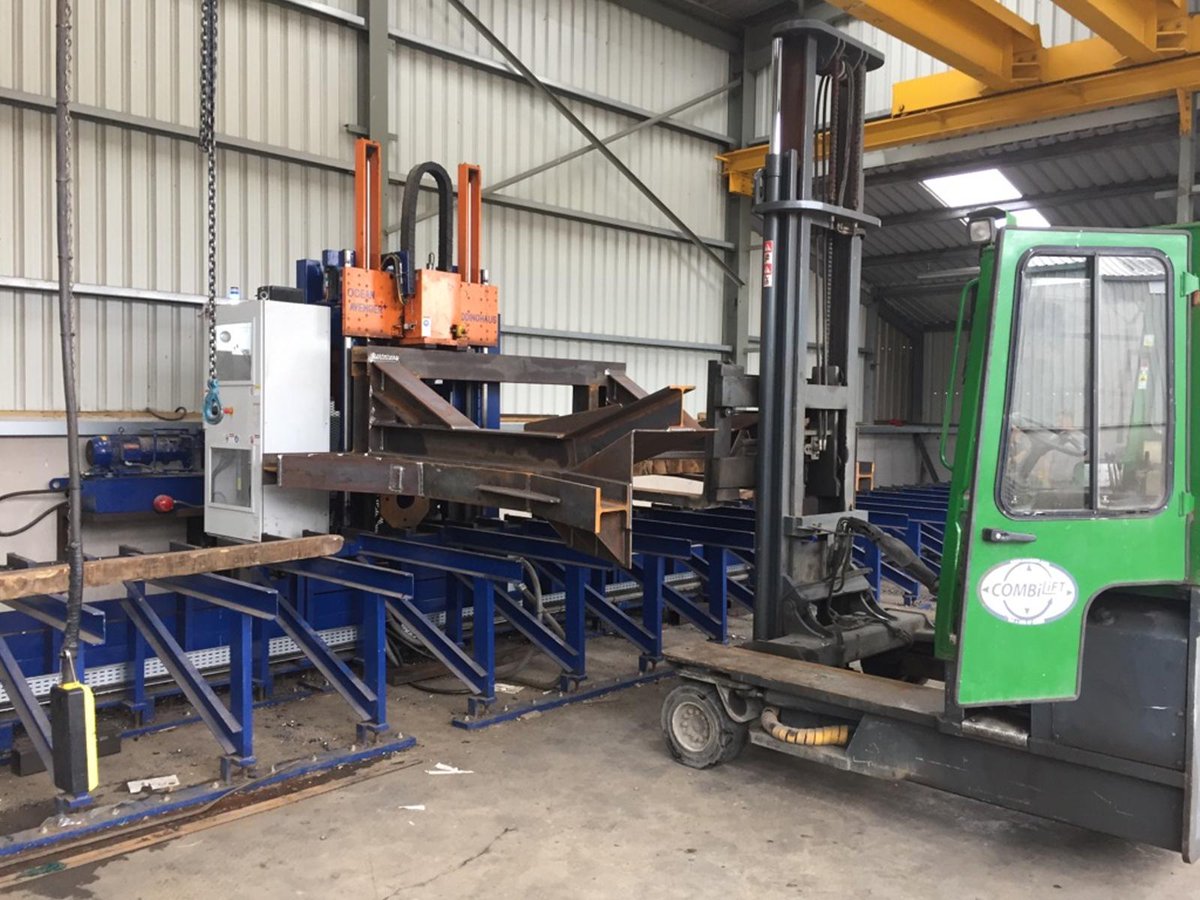 OceanMachinery's tweet photo. Can your Beam Line do this? https://t.co/bmSPNFaVpa #structuralsteel #ironworkers #avengerplus #drilling https://t.co/wosFUkBkn9
