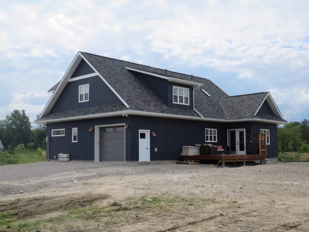 HargraveRyan's tweet photo. #icf #amvic #kawarthalakes #customhome #hargravehomes #bp #ostaco #royalsiding #fusionstone https://t.co/tyBViL8qiJ