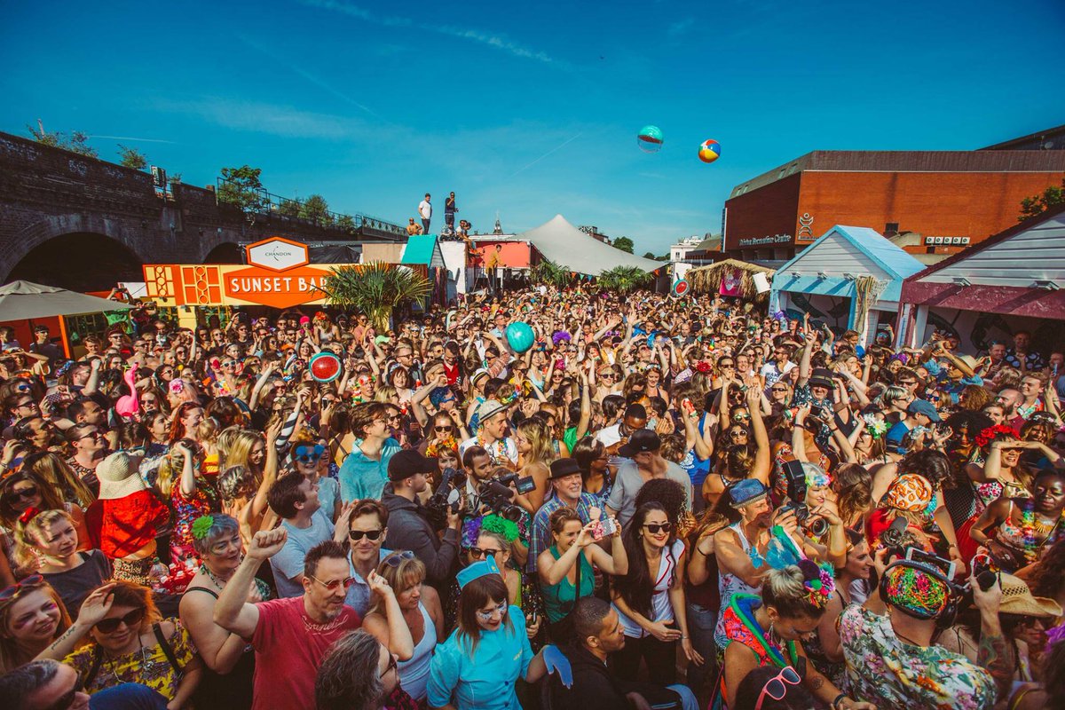 ThisIsTake's tweet photo. Photos from @GloryvilleHQ with @FatboySlim. This get's us excited for our @brixtonrooftop beach party on 19th Aug! > https://t.co/7efARG5vor https://t.co/W1qA9VHTRR