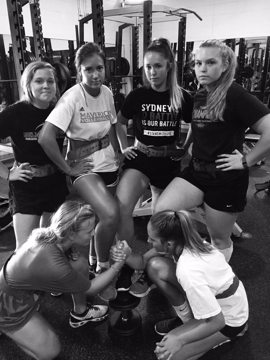 B_W_Volleyball's tweet photo. The grind never stops with this group 💜🏐💛 https://t.co/T3q2wwFafn