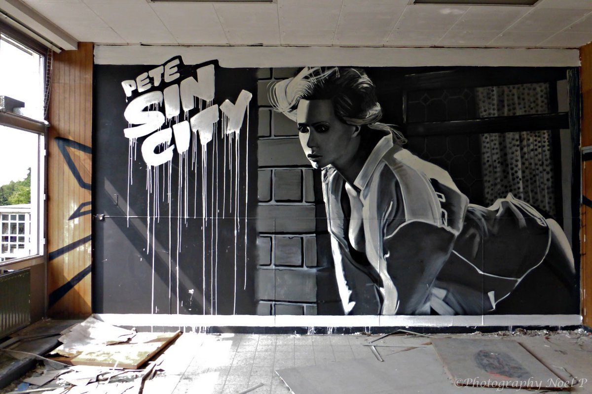StreetArtCinema's tweet photo. SIN CITY (2005) by artist #PeteOne in #Renaix #Ronse 
#streetartcinema #streetart #mural #urbanart 
#cinema #SinCity #JessicaAlba #Film https://t.co/a4iBL4txBo