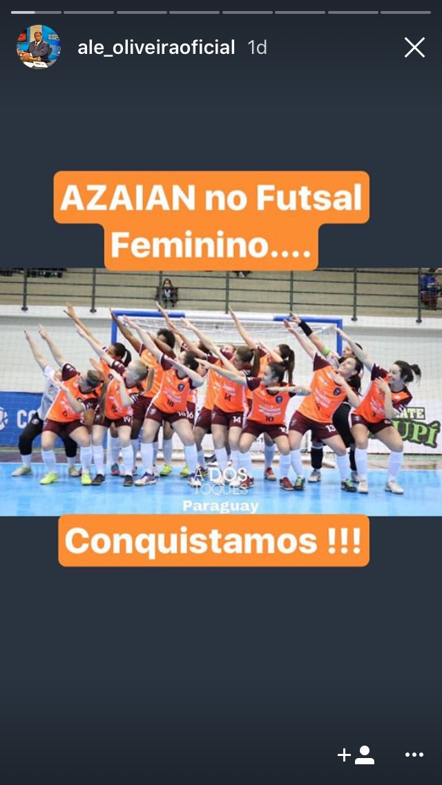 amanda_rossatto's tweet photo. O Mito @ale_espn deu aquela moral! Azaian do futsal feminino #Conquistamos 🙅🏼🙅🏼🦉⚽️🏆 https://t.co/Sq5K9tTuHX