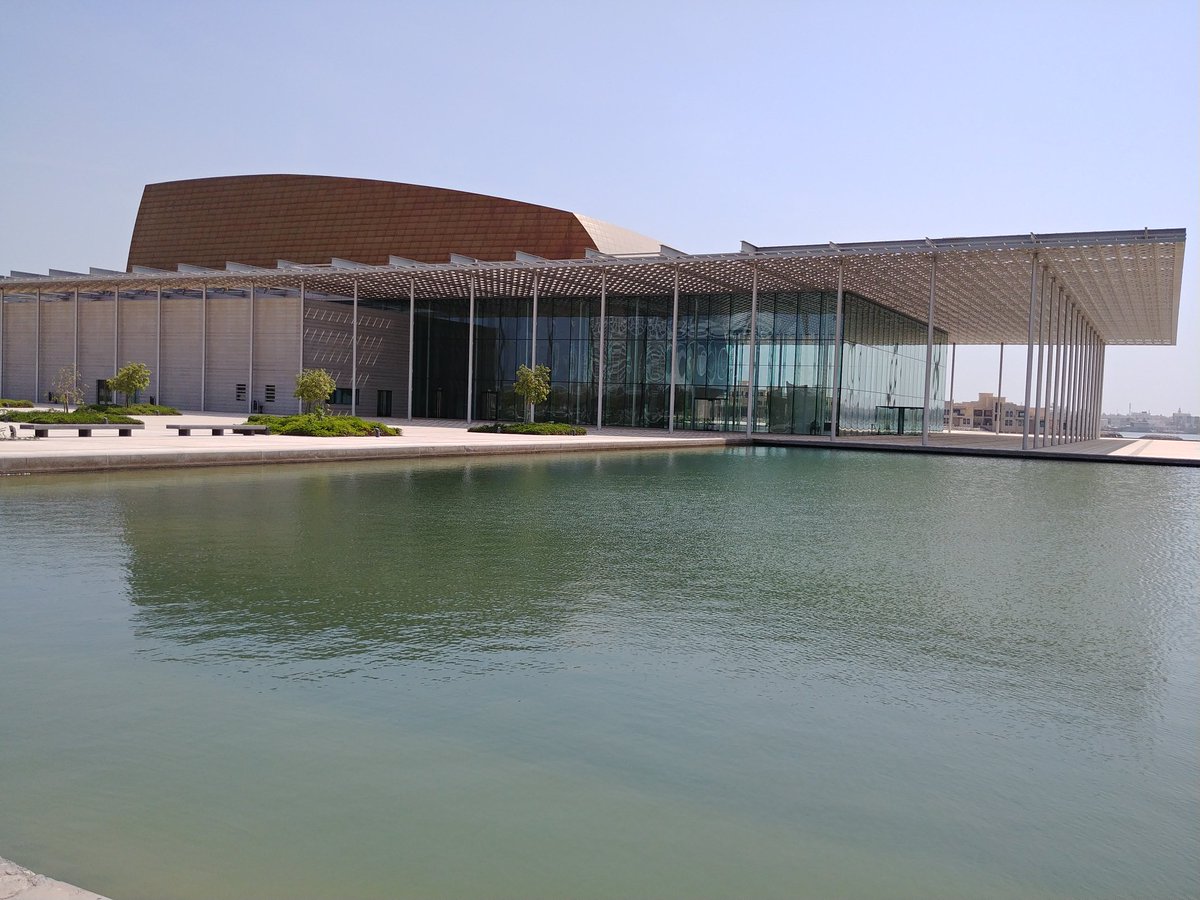 virtualomar's tweet photo. Taking the #LGG6 around #Bahrain's National #Museum &amp; #Theatre in #Manama

.
.
.
#البحرين
#المنامة
#ثقافة #متحف #مسرح
#إل_جي_جي6
#تصوير #نحت https://t.co/gB55vVCvh9