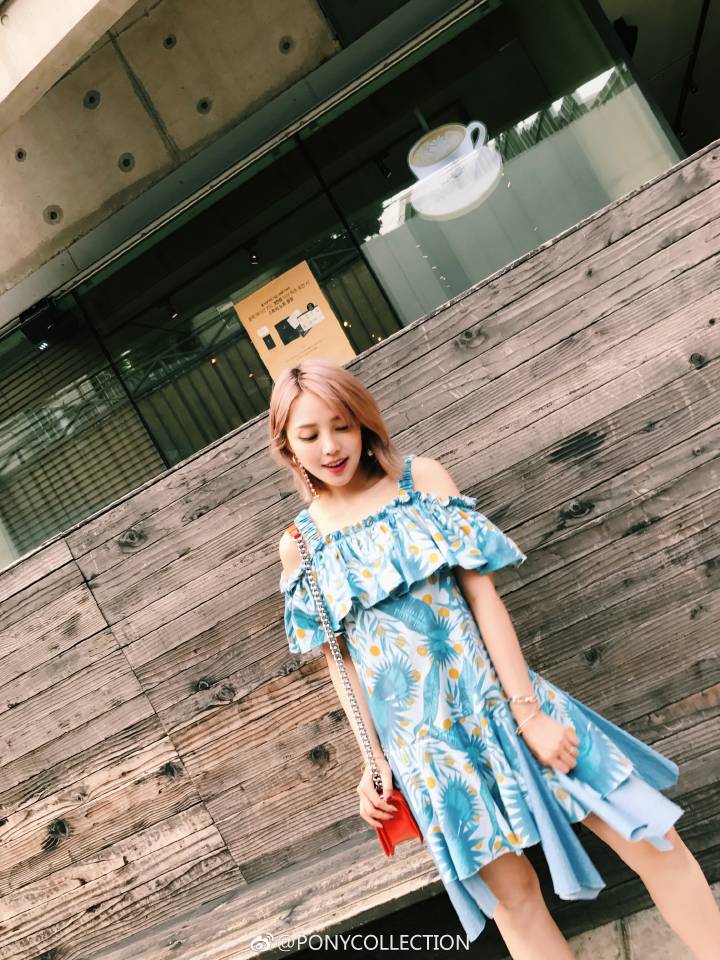 ponymakeup_92's tweet photo. - she's so aesthetically pleasing

#ponymakeup #ponysmakeup #makeup #beauty #beautyguru #korea https://t.co/WN10do5PMO
