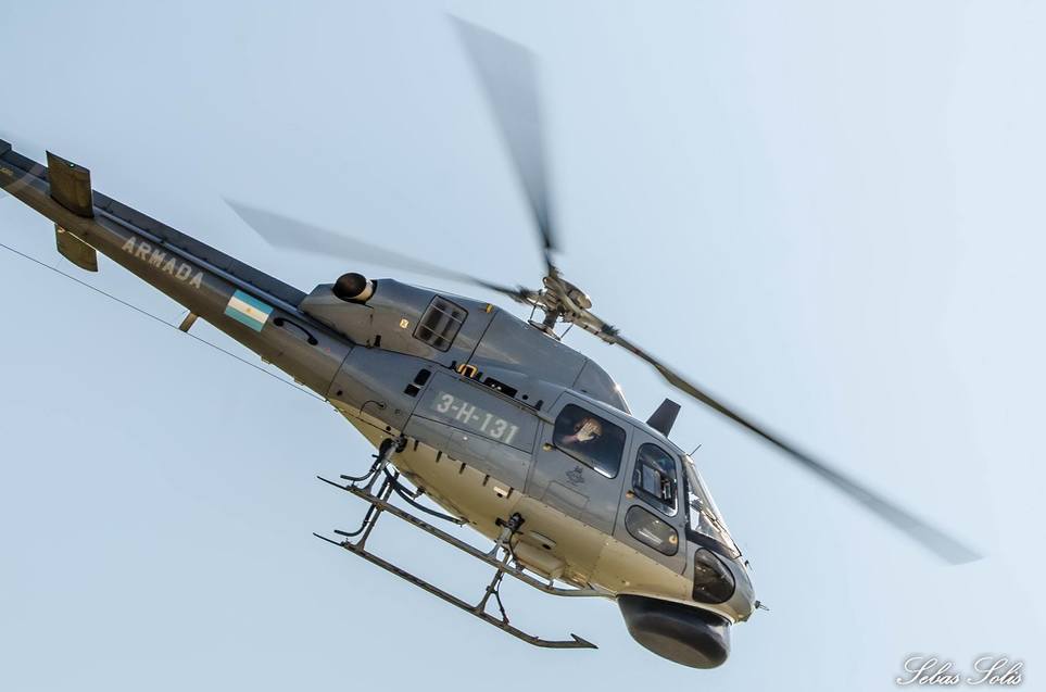 FAArgentinas's tweet photo. Heclicoptero AS555 SN Fennec perteneciente a la Armada Argentina.
.
.
.
Ph: Sebas Solis.
.
.
.
#Argentina #ArmadaA… https://t.co/IHyxjOXGc6 https://t.co/Yxcwiazuys