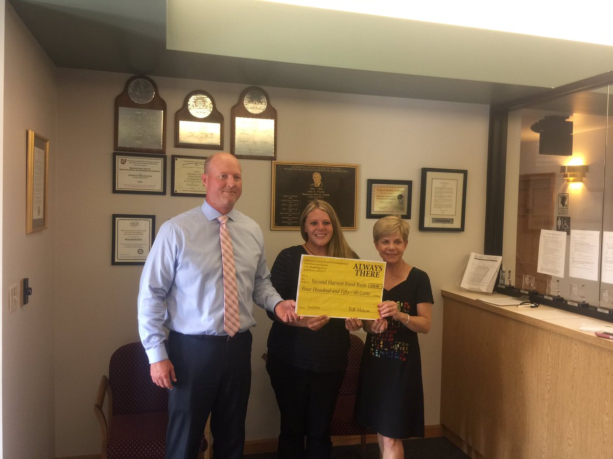 MahoningDD's tweet photo. Today we delivered our donation to Second Harvest, a total of 1,218 lbs of food and $535. #AlwaysThere50 #MCBDD #SecondHarvest https://t.co/SxuDln42xL