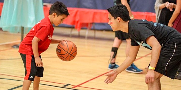 UNM's tweet photo. Check out our #UNMProud of Aaron Ochoa, which includes outreach with  LoboTHON and other UNM organizations! https://t.co/40yvaRJlQi https://t.co/pSbFqY05A8