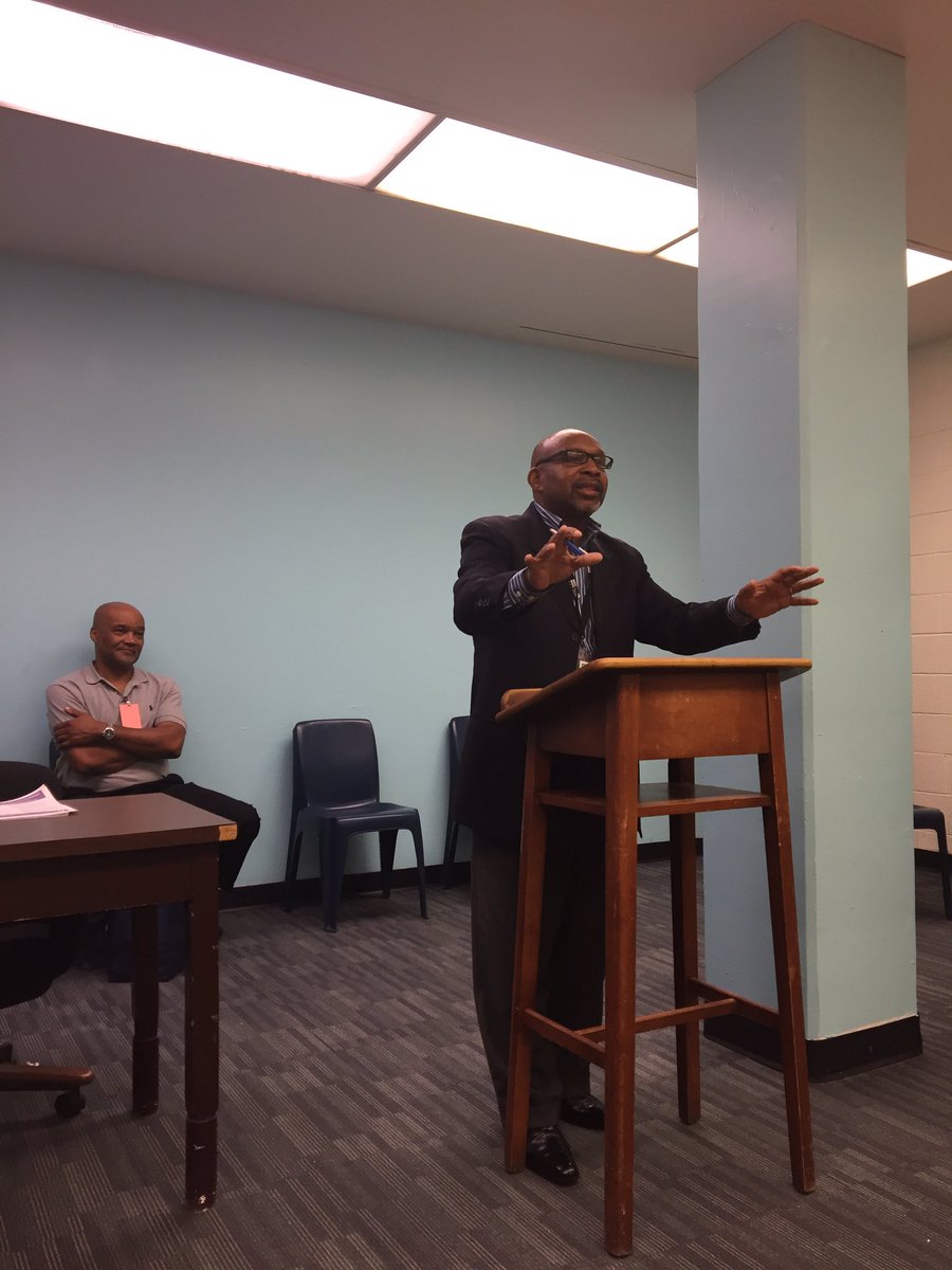 DCCorrections's tweet photo. "Don't make excuses, make adjustments." #DCDOC #SelfEmpowerment #Reentry https://t.co/sepF9N17Da