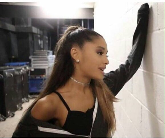 Quando eu pergunto alguma coisa no Twitter e ninguém responde 
 #SegundaDetremuraSdv