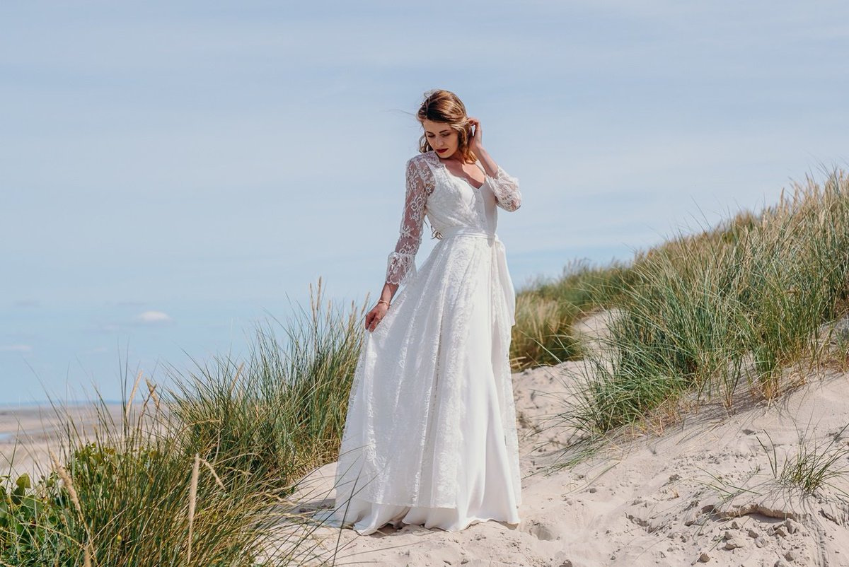 Adeline_Bauwin's tweet photo. Proserpine #Robedemariée #wedding #weddingdress #Mariage #Mariee #Dentelle #Lace #madeinFrance #Artisanat  #Faitmain #bride #bridetobe https://t.co/zt5Y8pjXRo