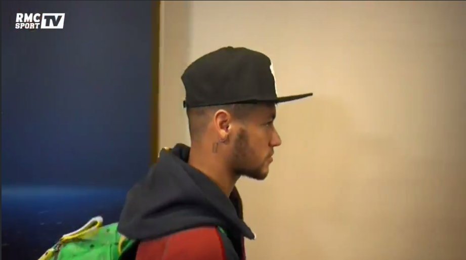 RMCsport's tweet photo. En vidéo : la venue de Neymar au PSG aurait un sens évidemment pour des raisons sportives... mais pas seulement ▶️ https://t.co/xrFeqrN7ew https://t.co/x5IbqKGjdl