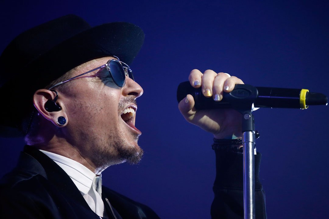 Linkin Park have issued their first public statement on the death of frontman Chester Bennington: trib.al/BFFUBfU