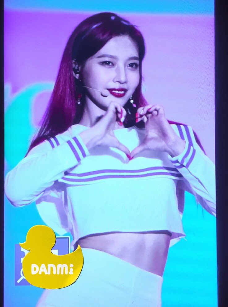 danmi_0903_'s tweet photo. 170724 울산 썸머페스티벌 
#조이 #JOY #레드벨벳 #RedVelvet https://t.co/kZTUac1ayB