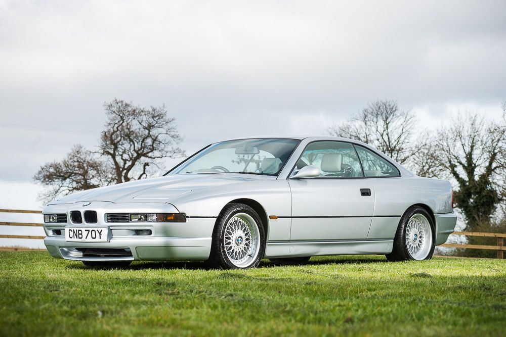 AUTOiNews's tweet photo. #Autocar re-reviews the E31 #BMW 8 Series. https://t.co/qlK55yhBzS #Car #CarNews #Driving https://t.co/iMmMzQJV3d