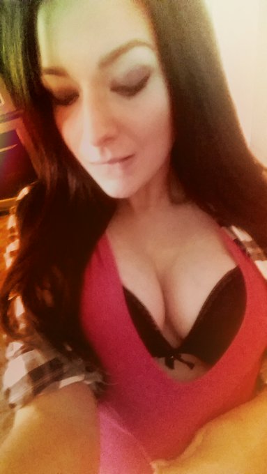 I just updated my fan club with a new store item titled &laquo;Snapchat subscription&raquo;https://t.co/x74kCXExHP<a href="/tag/sendnudes"class="tags"><span>#sendnudes</span></a><a href="/tag/tradepics"class="tags"><span>#tradepics</span></a><a href="/tag/getmynumber"class="tags"><span>#getmynumber</span></a><a href="/tag/sendvideo"class="tags"><span>#sendvideo</span></a>
