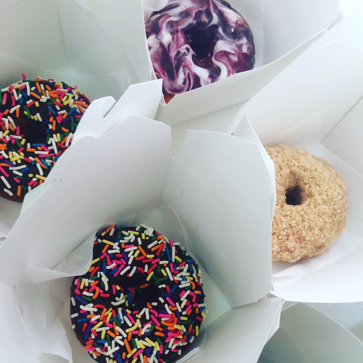 GluttonyPDX's tweet photo. Donuts Everyday !!! Small batch handmade, today's special: Blueberry Vanilla Bean made with fresh local Blueberries
#gluttonypdx #pdx https://t.co/PBlqQsjanJ