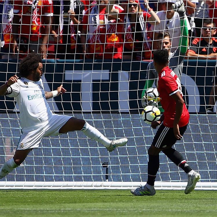 JesseLingard's tweet photo. Another Step In The Right Direction ☝🏾🔴 #MUTOUR  #HereToCreate https://t.co/dYKANlAdPl