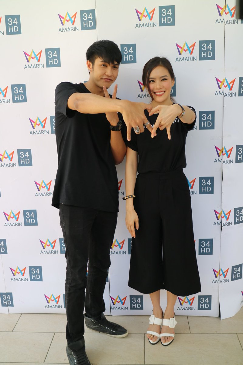 P_nual's tweet photo. แม็กซ์เมย์และน้องๆaf12โปรโมทคอน
ที่อัมรินทร์ทีวีช่อง34รายการapopค่ะ 
#แม็กซ์เมย์ @MaxAF12 @May_AF12 
#af12thephenomenonconcert https://t.co/tVDIJHqeGt