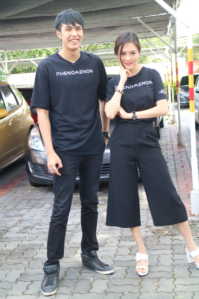 P_nual's tweet photo. แม็กซ์เมย์และน้องๆaf12โปรโมทคอน
ที่อัมรินทร์ทีวีช่อง34รายการapopค่ะ 
#แม็กซ์เมย์ @MaxAF12 @May_AF12 
#af12thephenomenonconcert https://t.co/tVDIJHqeGt