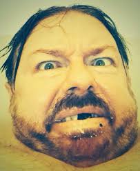 rickygervais's tweet photo. I have put on another 2lbs. I blame America. Please fat shame me using words such as hog, clammy, lazy, greedy and blobulous. https://t.co/56WvuXT1hD