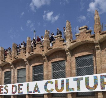 hoyesarte_com's tweet photo. 'Art for Change', 10 años mejorando la sociedad a través de la cultura @CaixaForum_CAT https://t.co/hjY8XCiyS8 https://t.co/agpB8yC8Lp