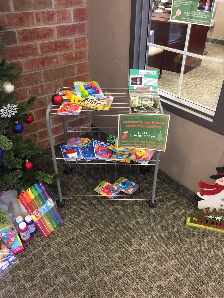 CCCSSC's tweet photo. #ThankYou to our friends at @OhioCatholicFCU for hosting Christmas in July to benefit our Help Me Grow Program! https://t.co/OjjrXZ4Xw0 https://t.co/TIik8wH9I8