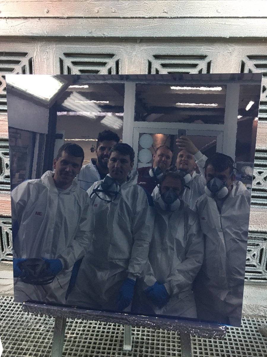 CoatingGmbh's tweet photo. Today me and my team of painters attended a paint school at Alexseal in Hamburg factory we loved it #superyacht#painting @AlexsealPaint https://t.co/UigsxttoWS