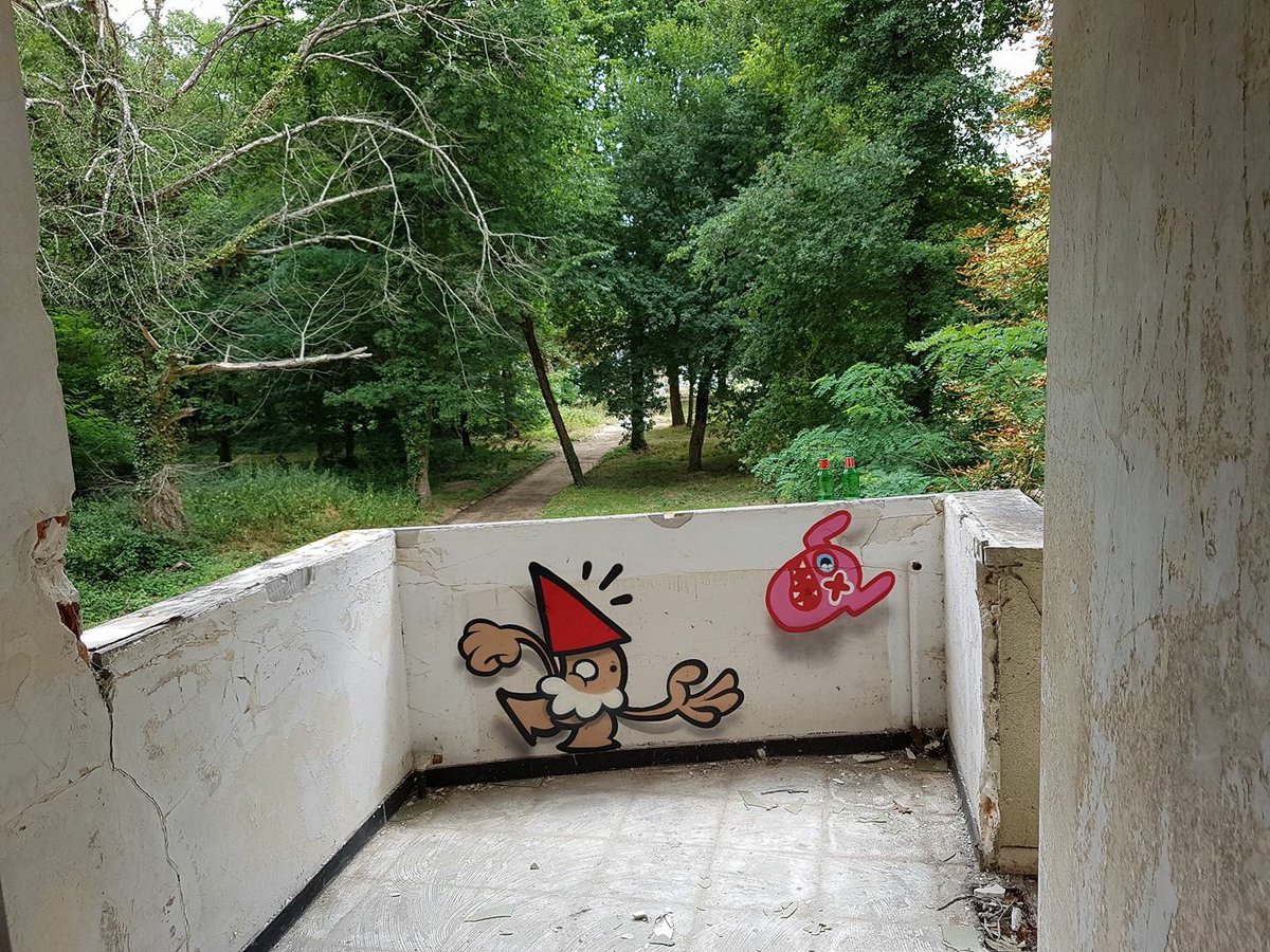 lastplak's tweet image. Meanwhile in France... #oxalien #kbtr #ontour