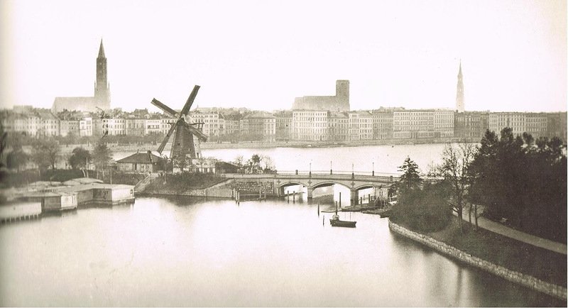 plarioorg's tweet photo. 1860, #Hamburg, #Germany https://t.co/rSHAPtm1Q5