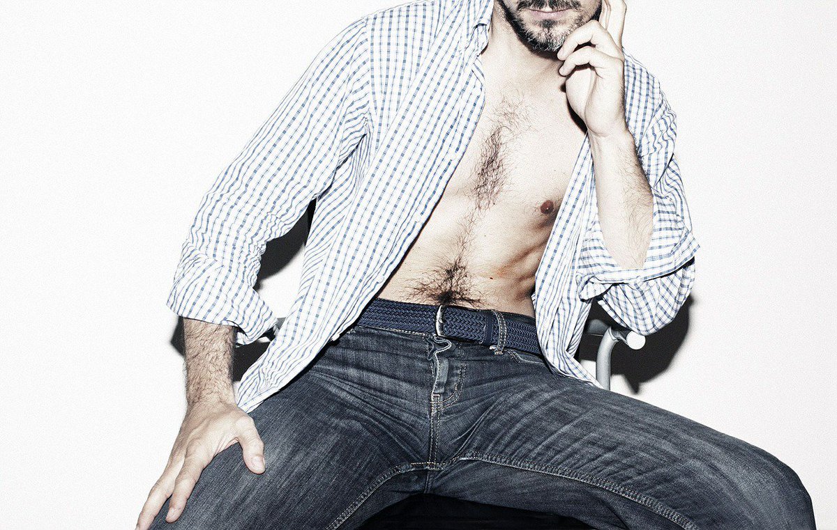 Proximedia_ES's tweet image. El hombre machista, heroico, figura de
Adonis … Solo existe en los anuncios publicitarios bit.ly/2upm0bV