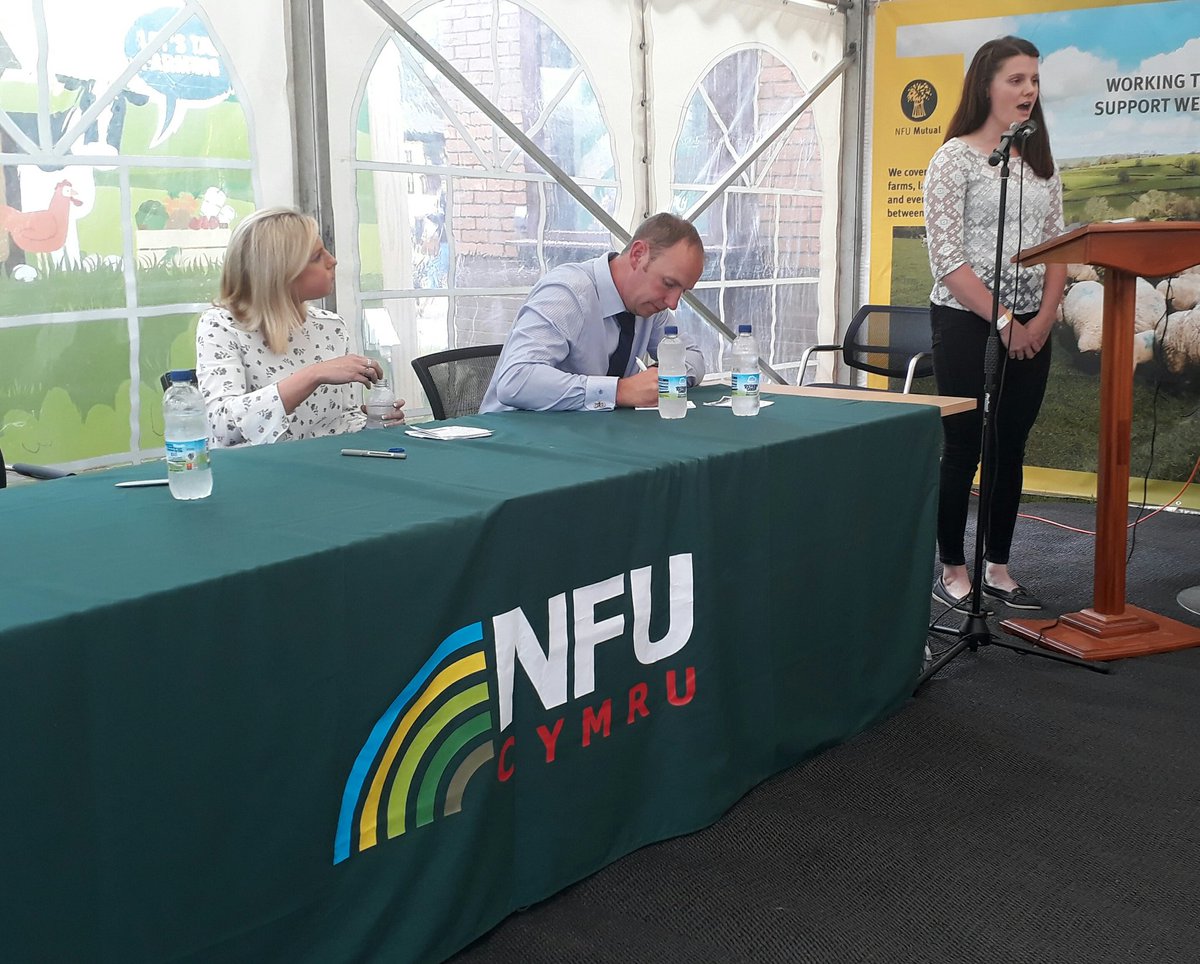 Tesco_Wales's tweet photo. Tesco joins @NFUCymru in a seminar @royalwelshshow on the future &amp; priorities for the next generation of farming #BackWelshFarming https://t.co/kpxxcEd1XK