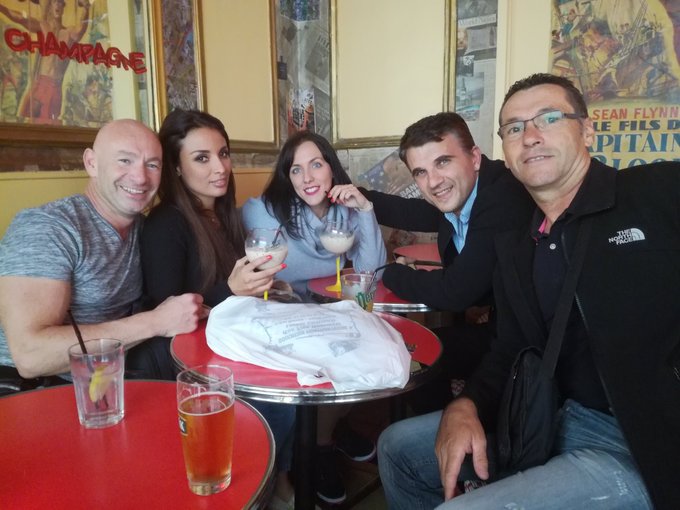 💞💋 Fin de tournage pour @TonyCarreraxxx avec la magnifique @AnissaKate et @barriosebastian 💋💞 https://t<a class="tags" target="_blank" title="On Twitter" href="/?out=eyJ0eXAiOiJKV1QiLCJhbGciOiJIUzUxMiJ9.eyJpYXQiOjE3MjExNTc1NTksImlzcyI6InR3cG9ybnN0YXJzLmNvbSIsIm5iZiI6MTcyMTE1NzU1OSwiZXhwIjoxNzUyNjkzNTU5LCJyZWRpcmVjdF91cmwiOiJodHRwczovL3R3aXR0ZXIuY29tL1RvbnlDYXJyZXJheHh4In0.DQoegOwjV1XnUYnOAT4mnyfUPBrg3gh13eNNQkHhJsRjyX5NuNytmsARL_C0tu48BhU8jYeGD80udUB7XZFukQ">@TonyCarreraxxx</a><a href="/tag/eyesonyou"class="tags"><span>#eyesonyou</span></a>