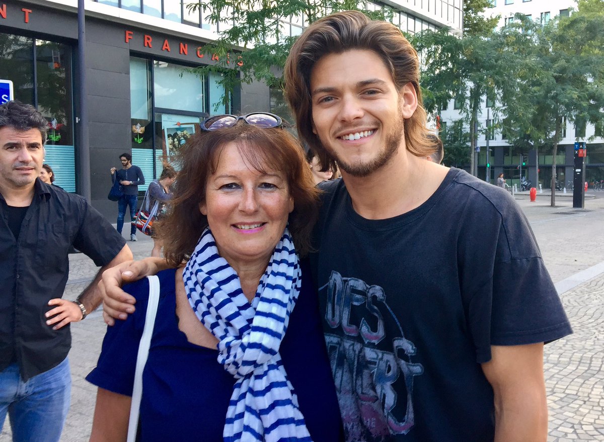 Web Cannes Story On Twitter Mes Photos Du Tournage A Lyon Du Film La Finale Realise Par Robin Sykes Avec Rayane Bensetti Et Thierry Lhermitte Bensettirayane Https T Co Iu1sntgjjc